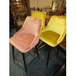 A HARLEQUIN SET OF 3 MODERN GOLD/PINK BAR STOOLS (3)