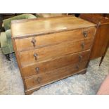 A VINTAGE OAK 4 DRAWER CHEST H-80 W-91 CM