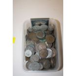 A TUB OF ASSORTED VINTAGE COINAGE