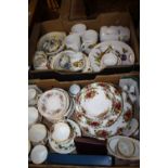 TWO TRAYS OF ASSORTED CHINA TO INCLUDE ROYAL ALBERT OLD COUNTRY ROSES, ROYAL WORCESTER EVESHAM,