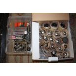 TWO BOXES OF VINTAGE RADIO VALVES TO INCLUDE MULLARD, DE BANKS ETC