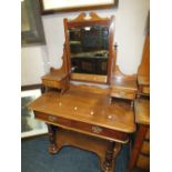 AN EARLY 20TH CENTURY DRESSING TABLE W-99 CM