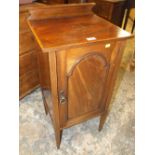 AN EDWARDIAN MAHOGANY INLAID POT CUPBOARD H-85 CM W-42 CM