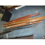 A COLLECTION OF ASSORTED VINTAGE AND MODERN CURTAIN POLES