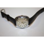 A VINTAGE GENTS ORIS WRISTWATCH