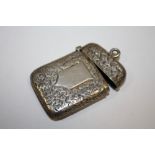 AN ANTIQUE HALLMARKED SILVER VESTA CASE