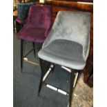 A HARLEQUIN PAIR OF MODERN GREY AND PURPLE UPHOLSTERED BAR STOOLS (2)