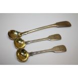 A SCOTTISH SILVER HALLMARKED SILVER MUSTARD SPOON TOGETHER WITH A PAIR OF ANTIQUE SILVER MUSTARD