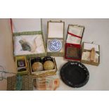 A COLLECTION OF BOXED ORIENTAL OBJECTS, to include a snuff bottle, health balls, a model Si Nan