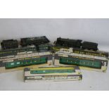 TWO BOXED WRENN PLAYWORN STEAM LOCOMOTIVES AND TENDERS 'OO GAUGE,' including GWR Pendennis Castle