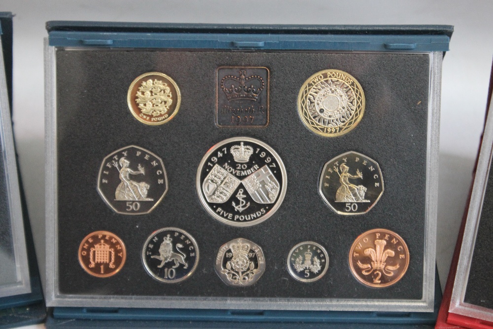 ROYAL MINT UK PROOF SETS, Red De-Luxe 1999 (includes Princess Diana Five pounds) and Blue sets - Image 3 of 3