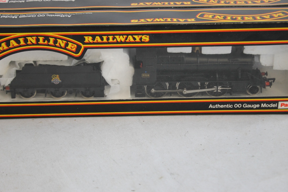 THREE BOXED MAINLINE STEAM LOCOMOTIVES AND TENDERS 'OO GAUGE', including GWR Manor Class (4-6-0) - Image 3 of 4