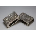 A PAIR OF CONTINENTAL SILVER MATCHBOX HOLDERS, W 4.5 cm