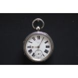 A HALLMARKED SILVER OPEN FACED POCKET WATCH - CHESTER 1900, Dia 5.75 cm