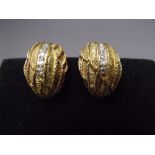 A PAIR OF 18CT GOLD AND DIAMOND SET CLIP ON EARRINGS, approx 11g
