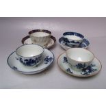 THREE 18TH CENTURY ROYAL WORCESTER TEA BOWLS AND SAUCERS, comprising two blue and white tea bowls
