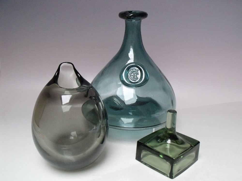 A HOLMEGAARD 'CHERRY ELSINORE' GLASS CARAFE, designed by Ole Winther, H 23.5 cm, together with a