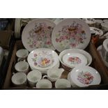 A TRAY OF WEDGWOOD MEADOW-SWEET PATTERN CHINA