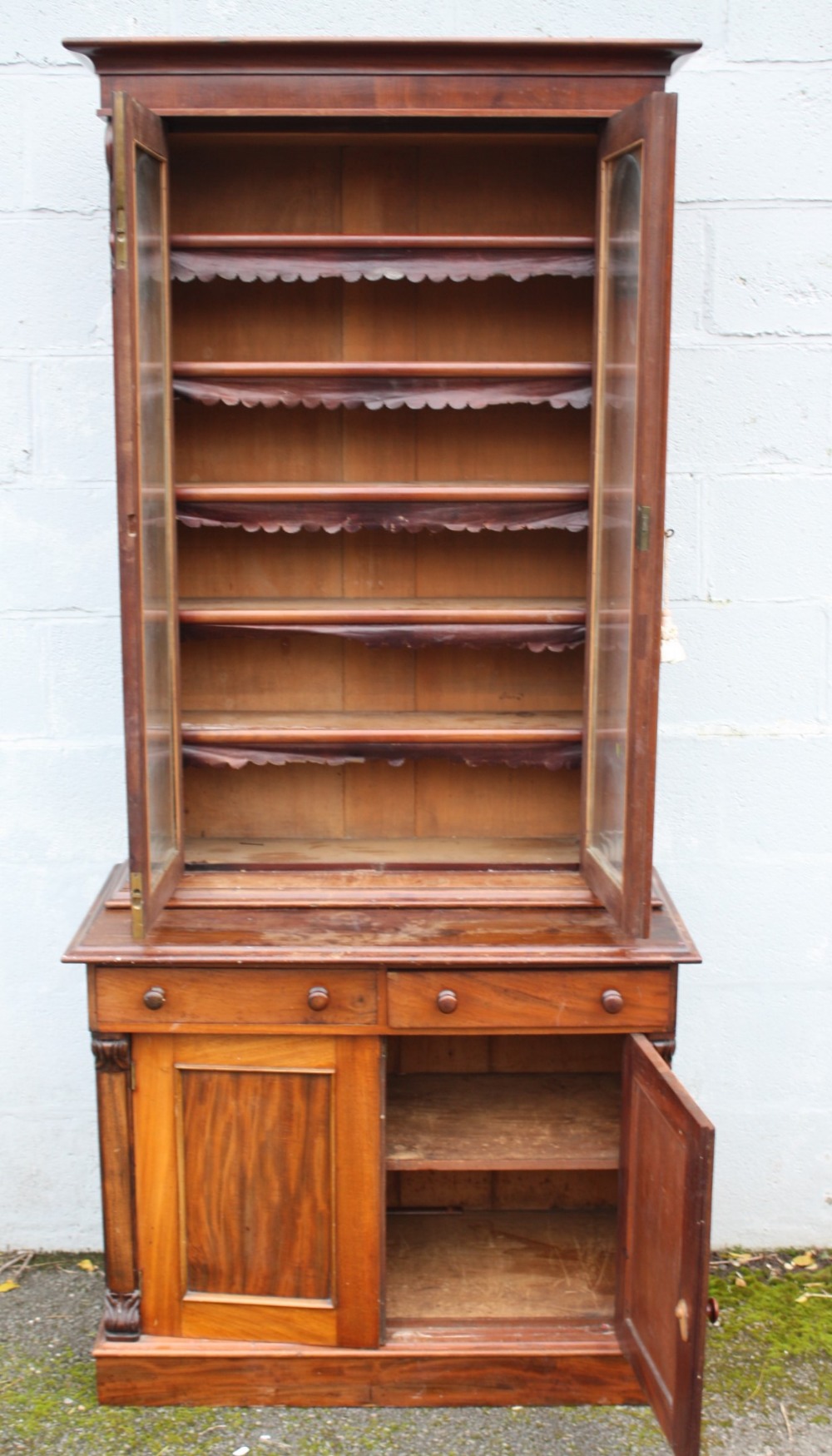 A 19TH CENTURY MAHOGANY GLAZED FLOORSTANDING BOOKCASE OF SLIM PROPORTIONS, the glazed, twin door - Image 5 of 8