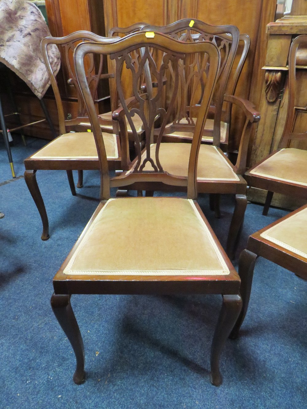 A SET OF 8 MAHOGANY EDWARDIAN SALON CHAIRS INCLUDING TWO CARVERS - Image 2 of 2