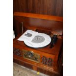 A MODERN COMBINATION CD/ RECORD PLAYER