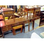 A STAG MINSTREL 5 DRAWER CHEST, DRESSING TABLE AND 3 BEDSIDE CABINETS (5)ALL S/D