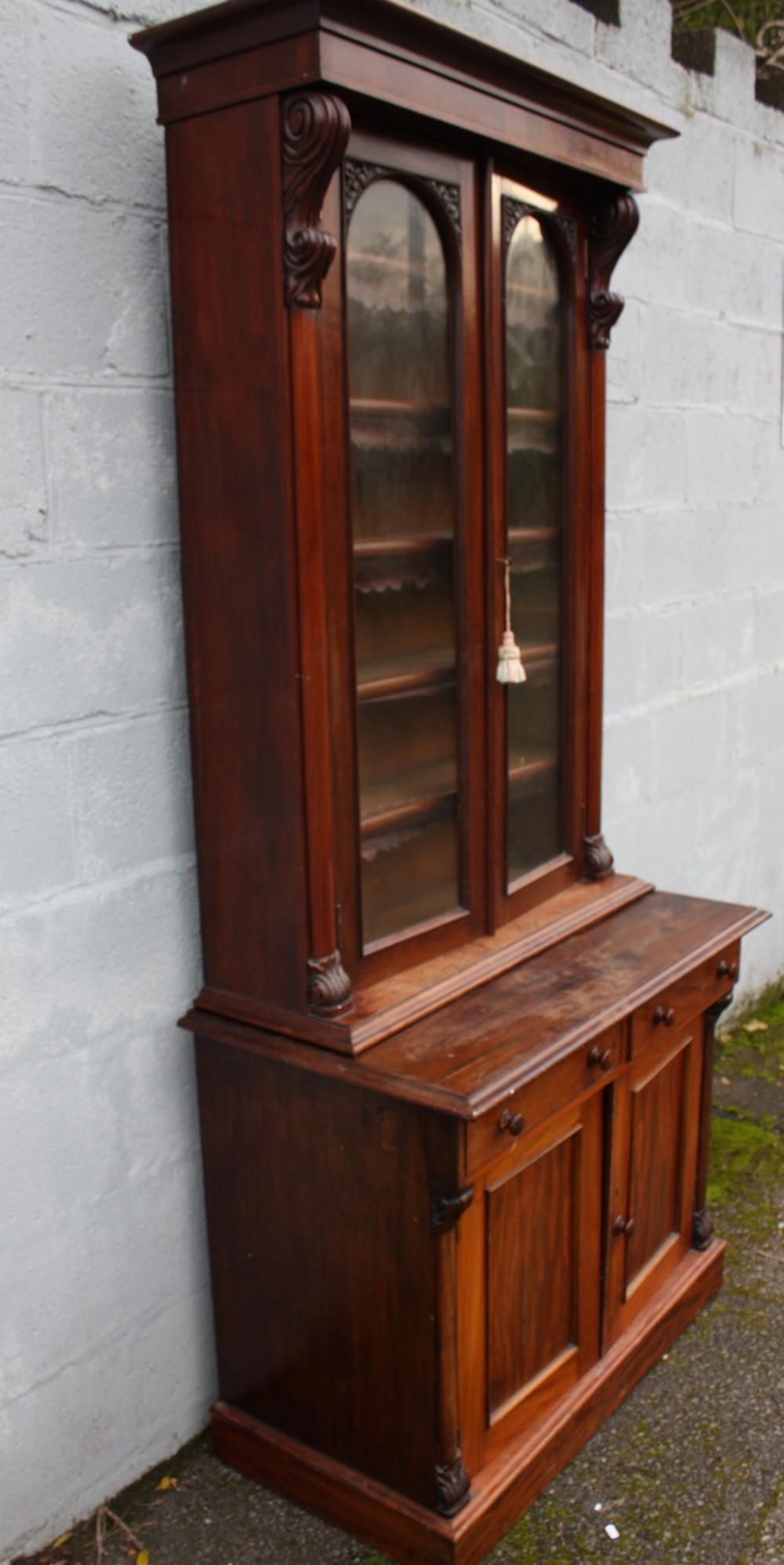 A 19TH CENTURY MAHOGANY GLAZED FLOORSTANDING BOOKCASE OF SLIM PROPORTIONS, the glazed, twin door - Image 3 of 8