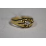 A HALLMARKED 18 CT GOLD DIAMOND SOLITAIRE RING, approx weight 7.2g, ring size R