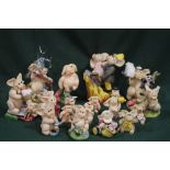 A TRAY OF PIGGIN FIGURES