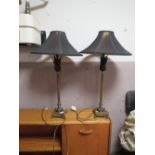 A PAIR OF MODERN PINEAPPLE TABLE LAMPS WITH SHADES H- 79 CM (OVERALL)