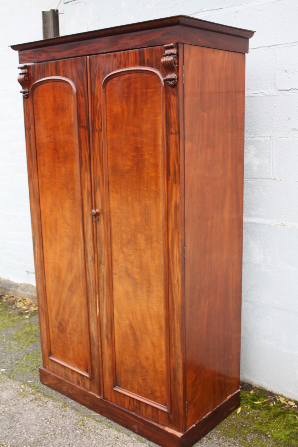 A 19TH CENTURY TWIN DOOR WARDROBE OF SMALL PROPORTIONS, the twin doors opening ti a hanging rail and - Image 2 of 6