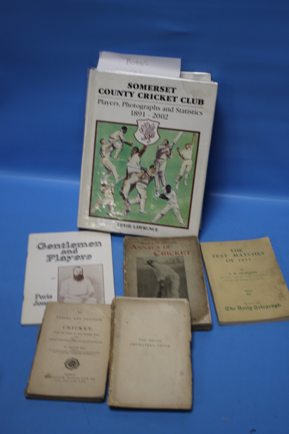 SPORTING INTEREST BOOKS to include 'Billy Wright's Book of Soccer' No. 1 1958 signed copy, A. W. - Image 4 of 4