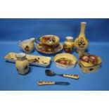 A COLLECTION OF AYNSLEY "ORCHARD GOLD" CERAMICS