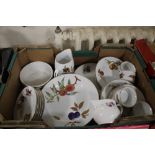 A TRAY OF ROYAL WORCESTER "EVESHAM" TEA & DINNERWARE (TRAY NOT INCLUDED)