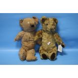 TWO VINTAGE JOINTED TEDDY BEARS, in playworn condition, have been very well lovedCondition Report: