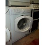 A HOTPOINT 8KG 1400 SPIN WASHER