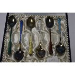 A SET OF SIX DANISH 925 SILVER AND ENAMEL TEASPOONS IN A FITTED CASE