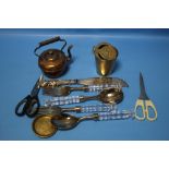 A MINIATURE COPPER KETTLE AND A QUANTITY OF GLASS HANDLED SALAD SERVERS ETC.