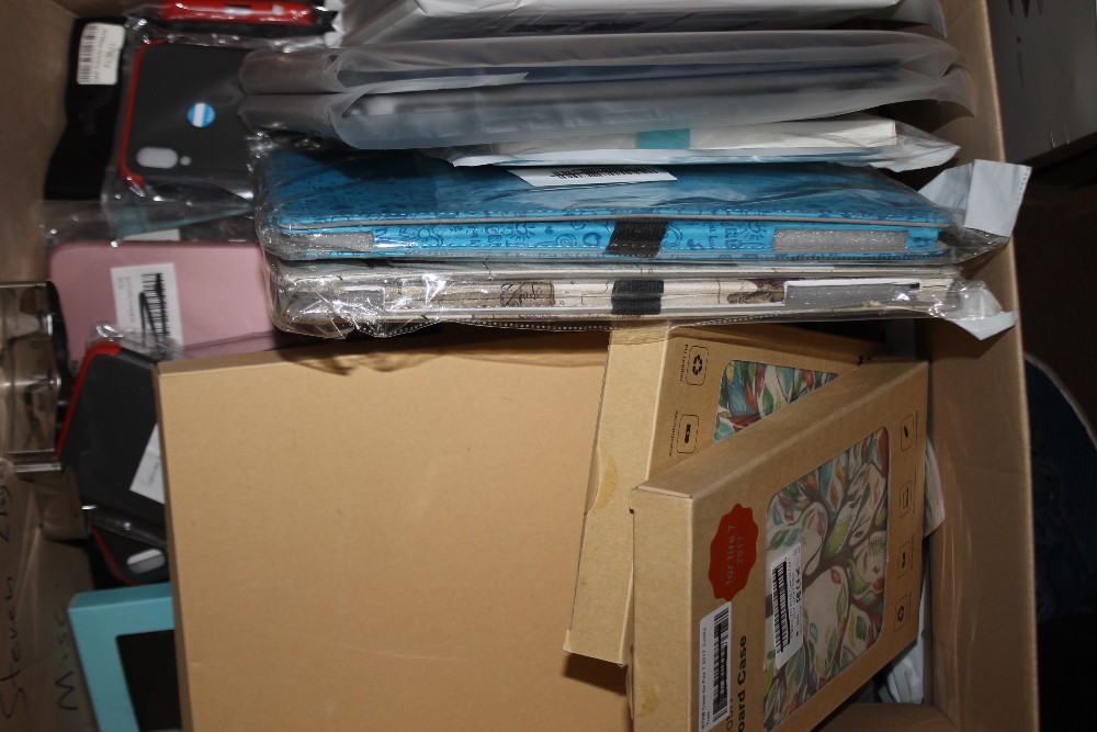 FOUR BOXES OF MAINLY NEW ITEMS TO INCLUDE WEDDING / PARTY TABLECLOTHS, TABLET CASES, PHONE CASES - Image 5 of 5