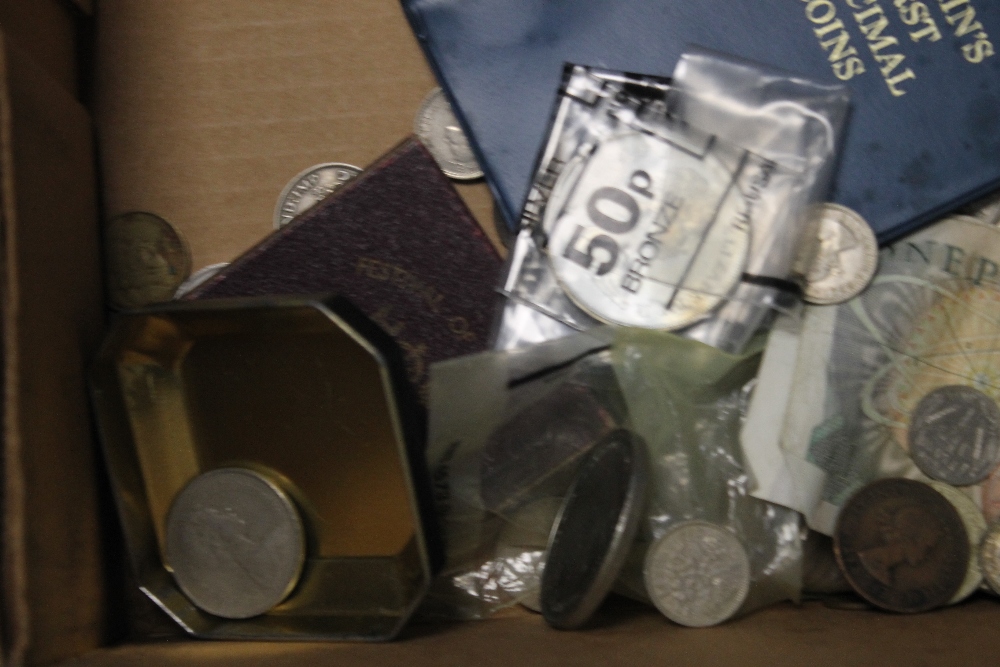 A QUANTITY OF ASSORTED COINS AND STAMPS - Image 3 of 3