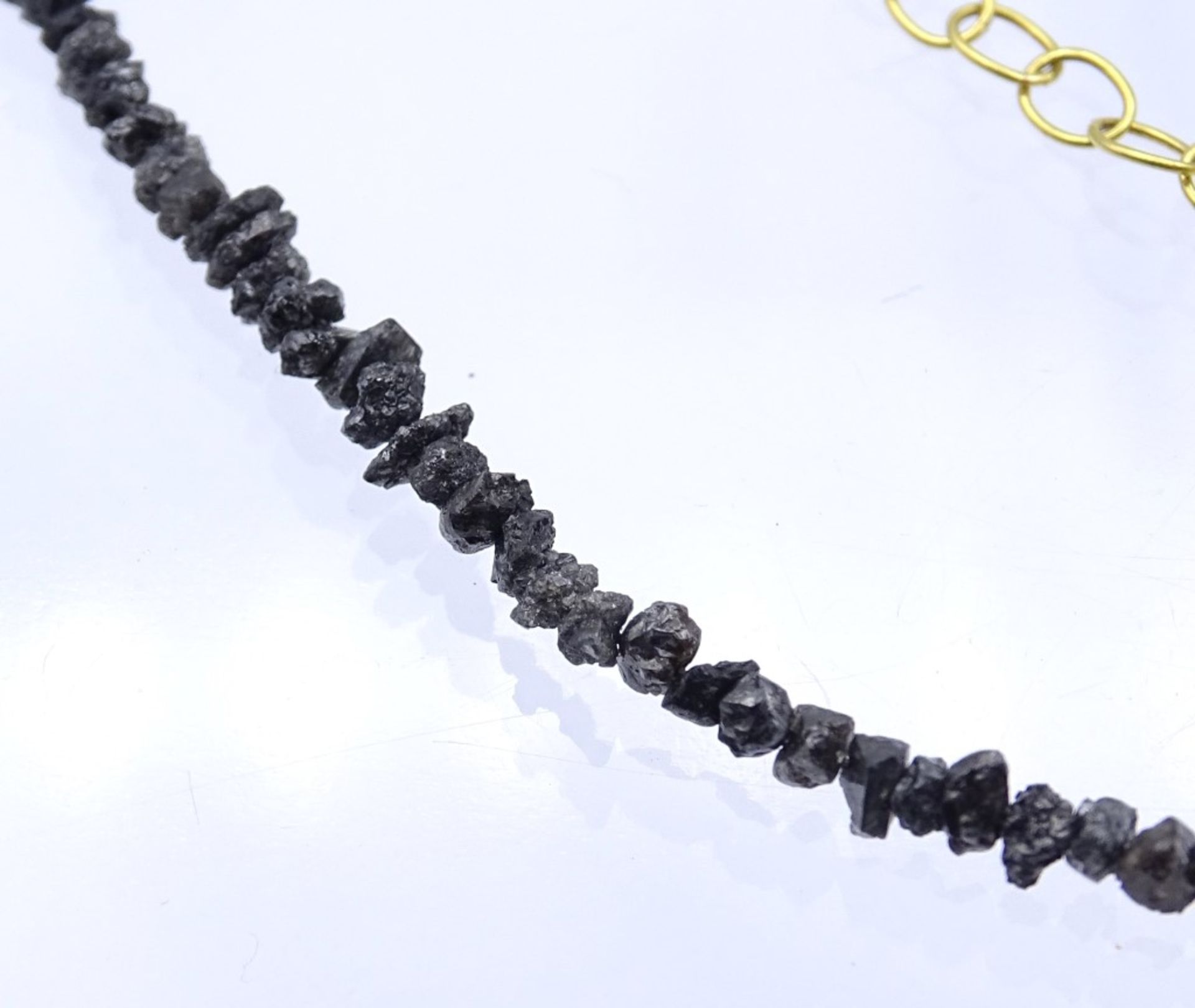 Rohdiamant Halskette mit einer 585er GG Schließe,ca.L- 52cm, ca.25ct< - Bild 4 aus 4