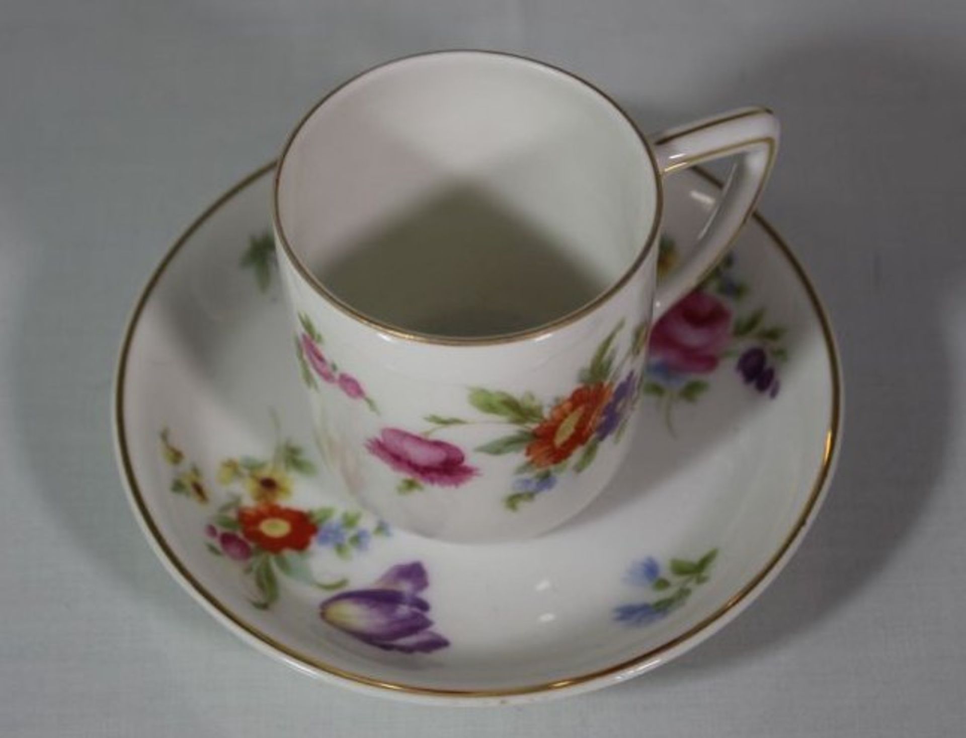 Mokka-Tasse mit U.T., Rosenthal, Jugendstil, florales Dekor, Tasse H-5,5cm. - Bild 2 aus 4