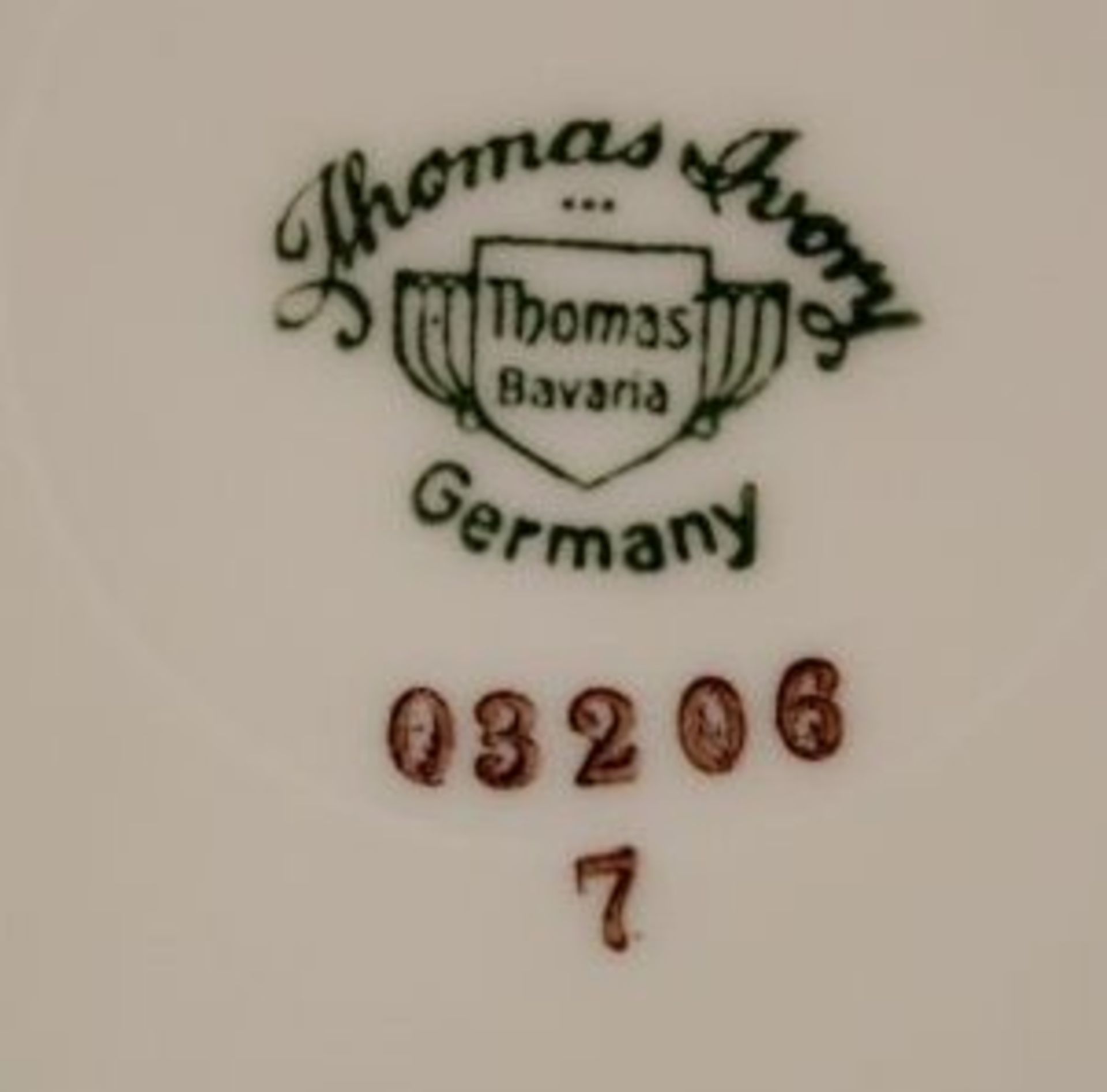 Obstschale auf Stand mit 6 Tellern, Thomas Ivory, Früchtedekore, H-7,5cm D-26cm u. D-19,5cm.< - Bild 2 aus 3