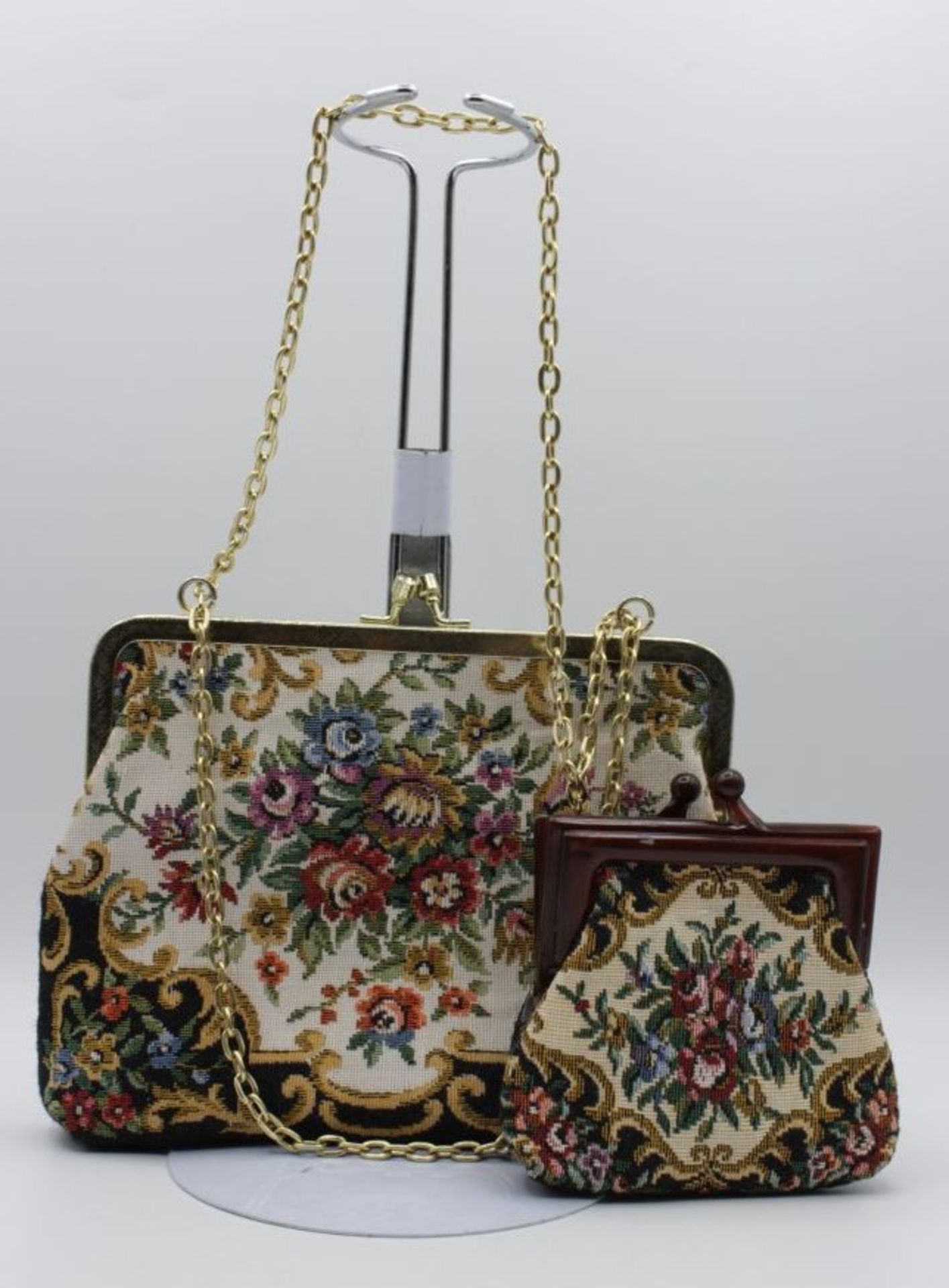 Gobelin-Handtasche und Geldbörse, 15 x 18cm.<
