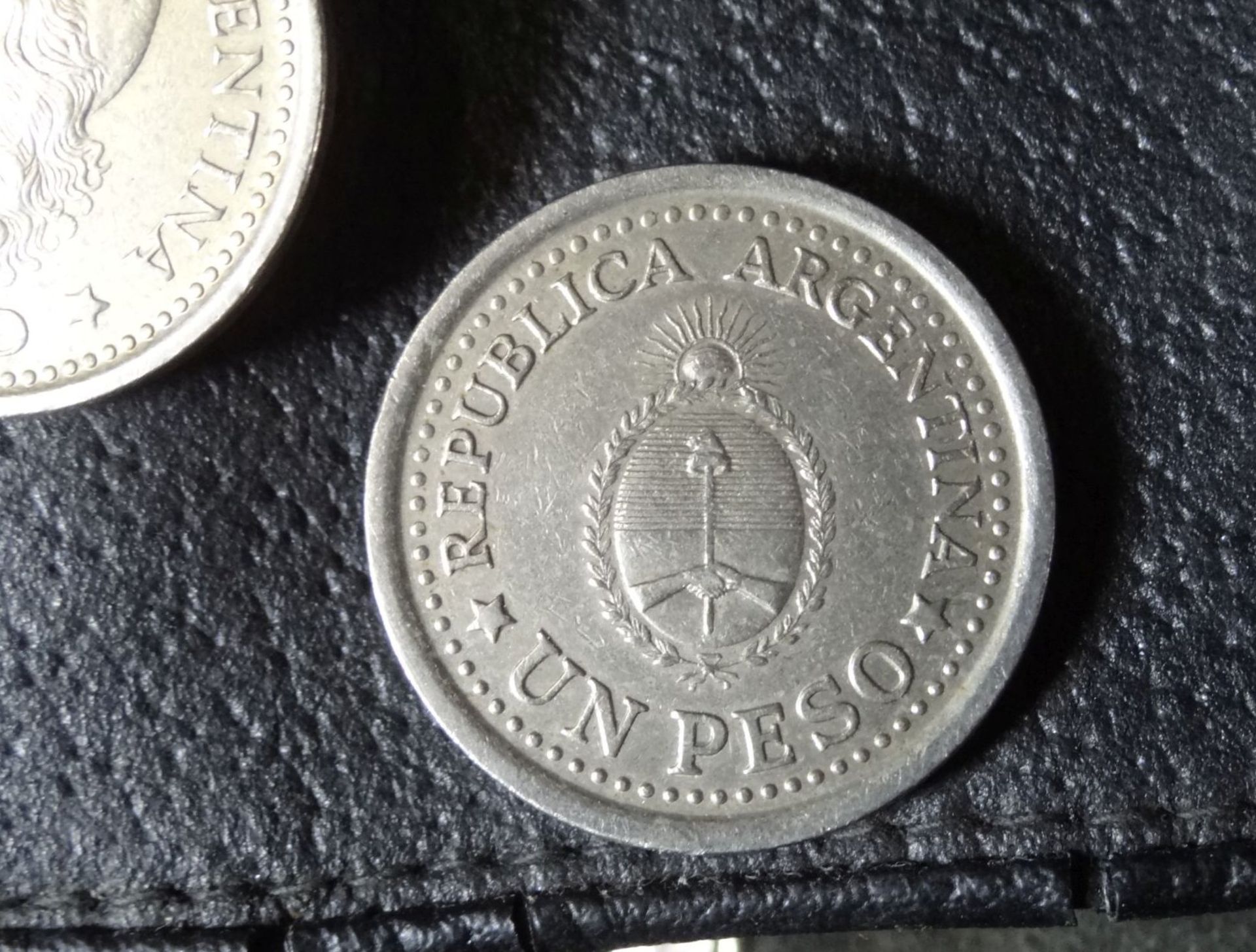 Münzgürtel mit 1 Peso Münzen, Argentinien um 1950/60, zwei feh - Bild 6 aus 8