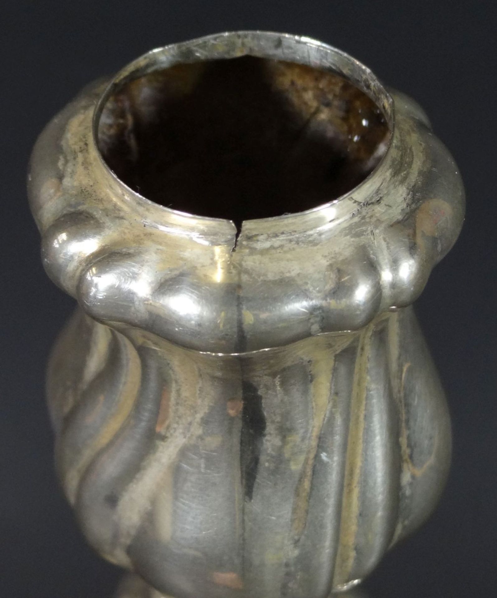 Silber-835- Kerzenständer, H-21 cm, D-13 cm, 206 gr, Tülle fehlt, Alters-u. Gebrauchsspur - Bild 4 aus 7
