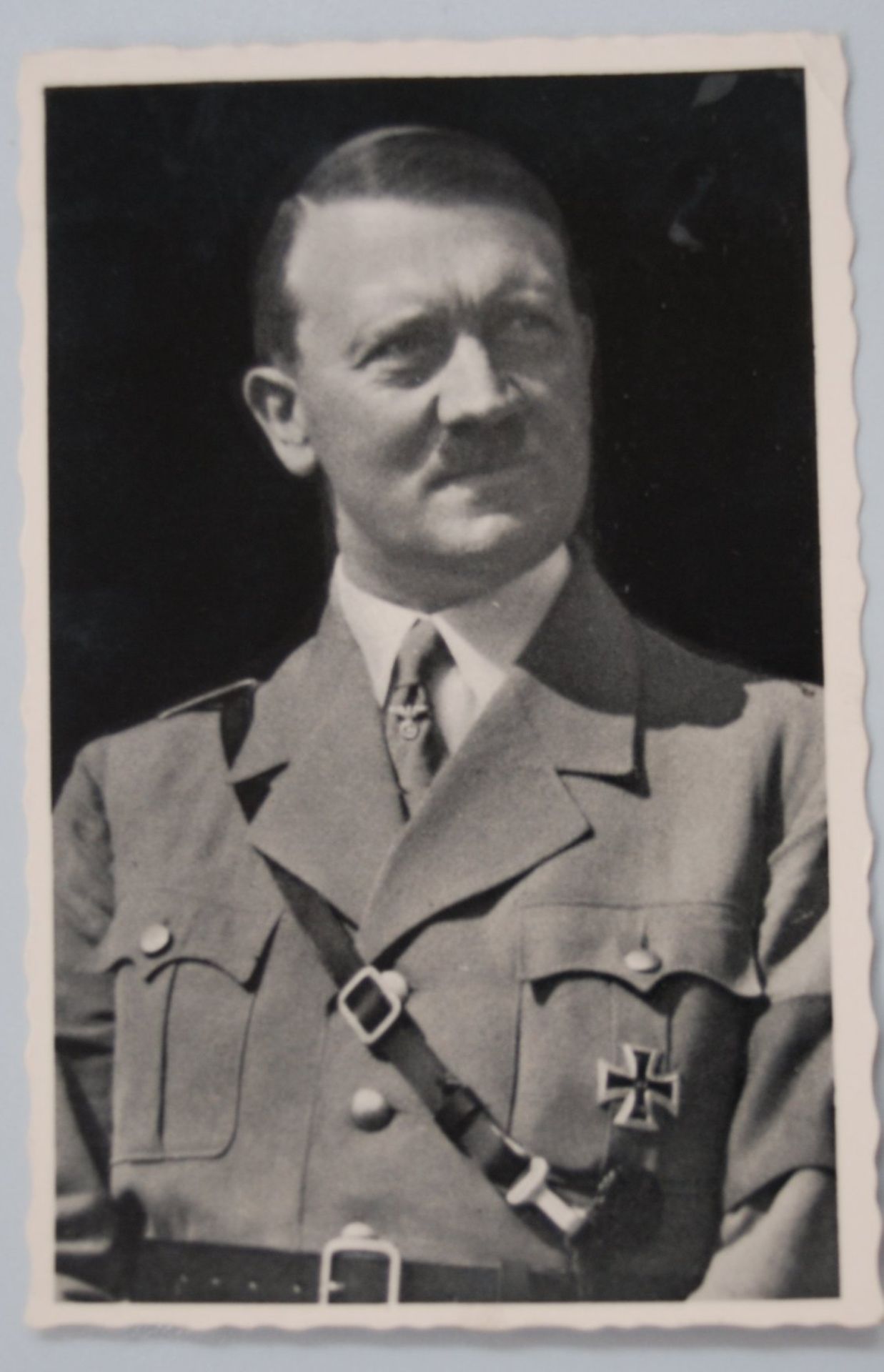 Postkarte mit Hitler in Uniform, Sonderstempel 10.April 1938