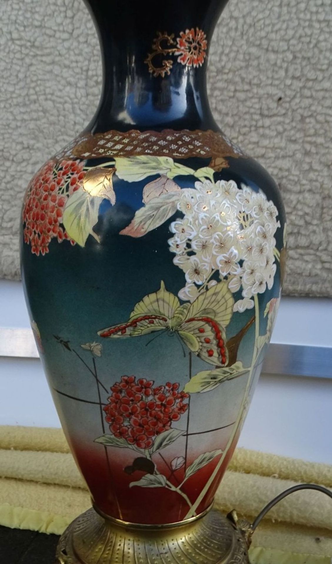 hoher Lampenfuss, China-Vase bemalt,Gesamt- H-135 cm - Bild 5 aus 7