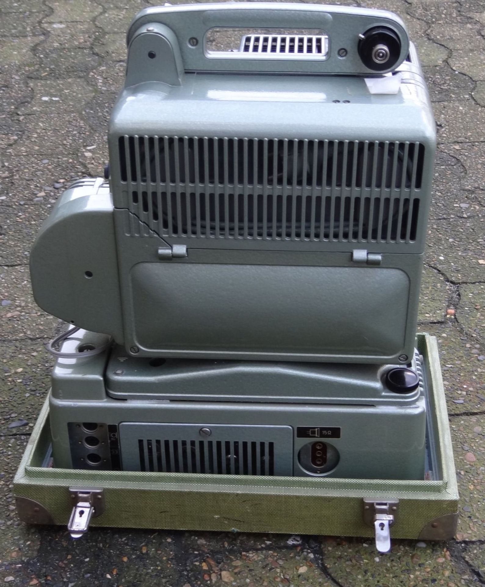 grosser Tonfilm-Projektor "Siemens" in Koffer, H-50 cm, 28x42 cm, 26 kg. - Bild 7 aus 10
