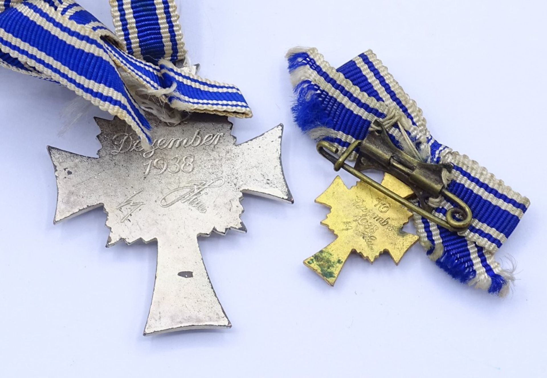 Mutterkreuz in Silber an Band + Miniatur Mutterkreuz in Gold - Bild 2 aus 2